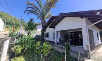 Imagem: CASA AMPLA PARA VENDA NA BARRA DO RIO CERRO