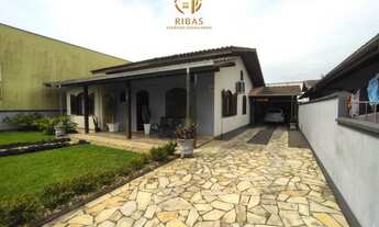 Imagem 2: CASA INDIVIDUAL NO BAIRRO AMIZADE EM GUARAMIRIM - 01 SUÍTE + 02 DORMITÓRIOS