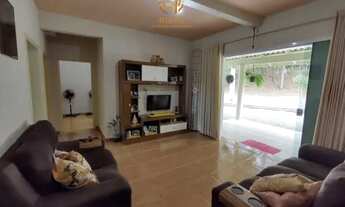 Imagem 5: CASA A VENDA NO BAIRRO NEREU RAMOS EM JARAGUÁ DO SUL - 01 SUÍTE + 02 QUARTOS