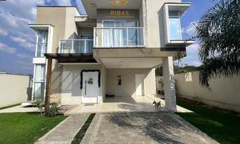 Imagem 2: 3 dormitórios, 1 suítes, 2 vagas na garagem