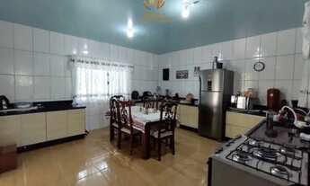 Imagem 7: CASA A VENDA NO BAIRRO NEREU RAMOS EM JARAGUÁ DO SUL - 01 SUÍTE + 02 QUARTOS