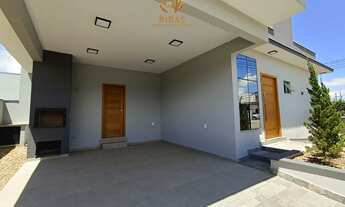 Imagem: 3 dormitórios, 1 banheiros, 2 vagas na