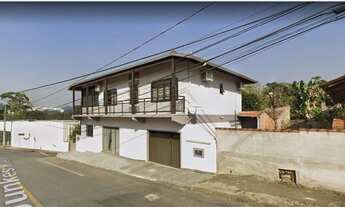 Imagem: 3 dormitórios, 1 suítes, 2 banheiro, 2