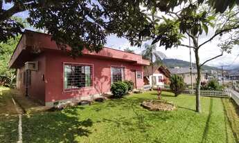 Imagem: 3 dormitórios, 1 banheiros, 1 vaga na garagem