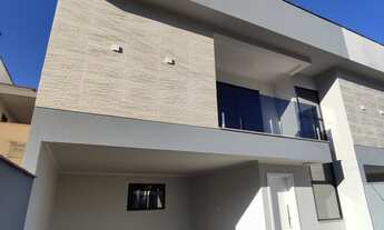 Imagem: 3 dormitórios, 1 suítes, 3 banheiro, 2