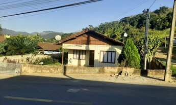 Imagem 3: 3 dormitórios, 1 banheiros, 120M² de Área Construída, 120M² de Área Total