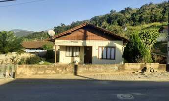 Imagem 2: 3 dormitórios, 1 banheiros, 120M² de Área Construída, 120M² de Área Total