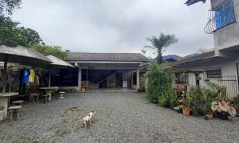 Imagem 2: 2 dormitórios, 1 suítes, 3 banheiro, 362M² de Área Construída