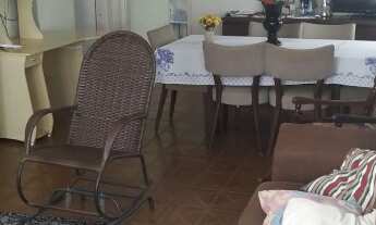 Imagem 3: 3 dormitórios, 2 banheiro, 430M² de Área Construída