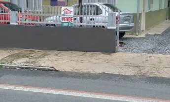 Imagem: 3 dormitórios, 2 banheiro, 430M² de Área