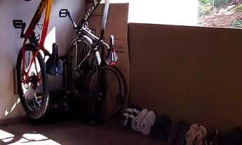 Imagem 2: 2 dormitórios, 1 banheiros, 1 vaga na garagem, 68M² de Área Construída