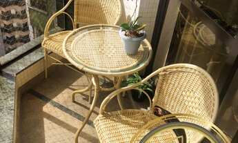 Imagem 4: Apartamento de 3 quartos, sendo 1 suíte, com 2 salas amplas, 2 banheiros, 2 vagas de garag