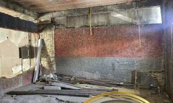 Imagem 7: Oportunidade única: Terreno comercial de 228m² na Vila Santo Estéfano, São Paulo-SP. Confi