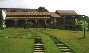 Imagem 7: Linda Chácara, está localizada próximo ao Frango Assado. Possui 2 entradas. Terreno de