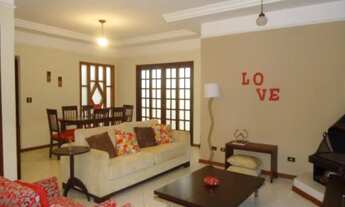 Imagem 2: Casa com 3 dormitório(s), sendo 1 suíte(s), 2 vagas de garagem(ns), área de serviço, prepa