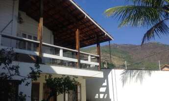 Imagem 3: Casa em Condomínio com 3 dormitórios, 2 banheiros, sala para 2 ambientes, área de serviço