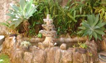 Imagem 2: Sobrado em Condomínio com; 5 dormitório(s), 4 banheiro(s), 4 vagas de garagem(ns), área de