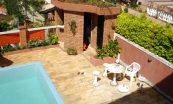 Imagem 6: Sobrado em Condomínio com; 5 dormitório(s), 4 banheiro(s), 4 vagas de garagem(ns), área de