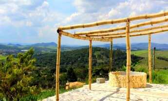 Imagem 3: A chácara fica na cidade de Atibaia, a cerca de 1 hora da capital (60km). Um local tranqui