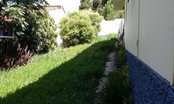 Imagem 2: Casa com; 3 dormitório(s), 2 banheiro(s), sendo 1 suíte(s), 4 vagas de garagem(ns), área d