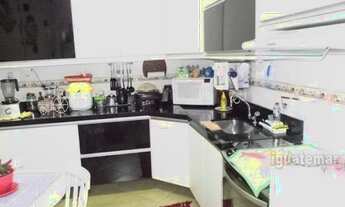 Imagem 2: Apartamento na Pitangueiras, a 100 metros da praia, com 168m² de área útil, mobiliado, com