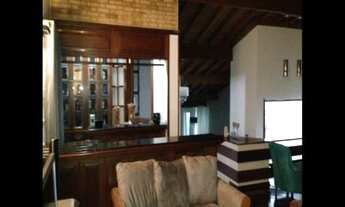 Imagem 2: Casa com 720m2 de terreno e 400m2 área construída, sendo 4 suítes, 5 salas sendo 2 com lar