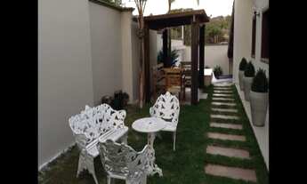 Imagem 3: Casa com 720m2 de terreno e 400m2 área construída, sendo 4 suítes, 5 salas sendo 2 com lar