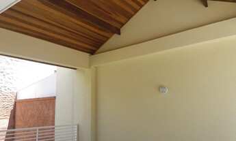 Imagem 3: Sobrado em Condomínio em bairro bem localizado, próximo ao Centro da cidade com: Três s