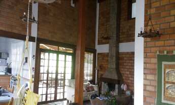 Imagem 7: LINDO SOBRADO EM CONDOMÍNIO!!! TEREMOS: 4 quartos amplos, suite principal com hidro e cl