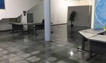 Imagem 4: Salão Comercial com 250 m² ac 4 BANHEIROS Espaço para construir mezanino no fundo