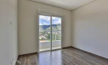 Imagem 6: Apartamento em ótima localização de Atibaia, contendo: 03 dormitórios, sendo uma suíte