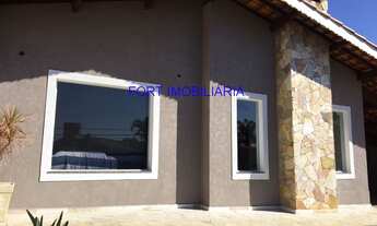 Imagem: Casa em bairro nobre de Atibaia. Com Pergolado