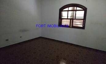 Imagem 2: Excelente oportunidade em imóvel bem localizado. Com churrasqueira. Edícula de empregada