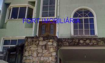 Imagem 7: Casa com lareira, depósito, despensa, escritório, área de serviço, completa. Agende sua vi