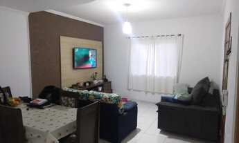 Imagem: Lindo sobrado em um condomínio com apenas