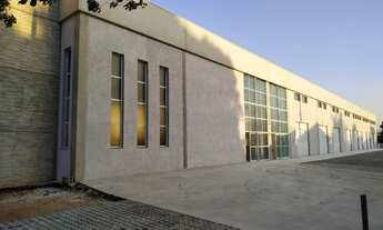 Imagem: Boulevard comercial com salões de 160 a