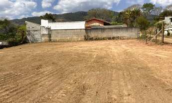 Imagem: São três terrenos em ótima localização