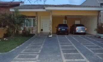 Imagem: 3 dormitórios, 1 suítes, 4 banheiro, 4