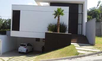 Imagem: 3 dormitórios, 3 suíte, 6 banheiro, 4