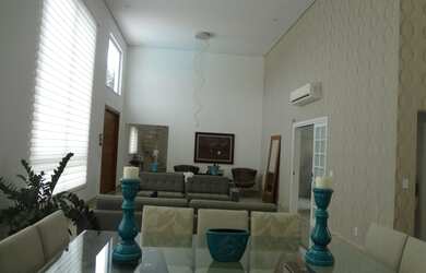 Imagem 3: 4 dormitórios, 4 suíte, 6 banheiro, 5 vagas na garagem