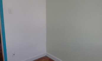 Imagem: 3 dormitórios, 2 banheiro