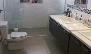 Imagem 6: 4 dormitórios, 4 suíte, 8 vagas na garagem, 385M² de Área Construída