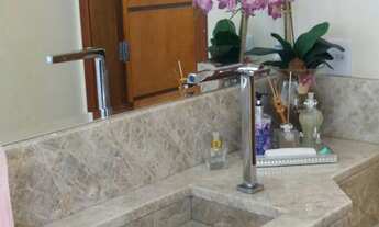 Imagem 4: 4 dormitórios, 4 suíte, 8 vagas na garagem, 385M² de Área Construída