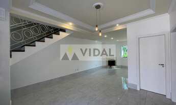 Imagem 3: SOBRADO À VENDA COM 3 DORMITÓRIOS E PISCINA NO CONDOMÍNIO GRANJA OLGA 2