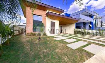 Imagem: CASA TÉRREA COM 3 SUÍTES E PISCINA À