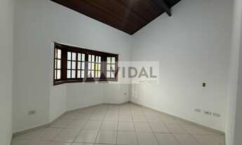 Imagem 3: CASA TÉRREA PARA LOCAÇÃO E VENDA COM 4 DORMITÓRIOS E PISCINA NO CONDOMÍNIO GRANJA OLGA 1 E