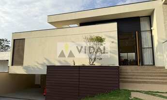 Imagem: CASA TÉRREA MOBILIADA À VENDA COM 3 SUÍTES