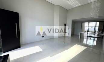 Imagem: CASA TÉRREA À VENDA COM 3 DORMITÓRIOS