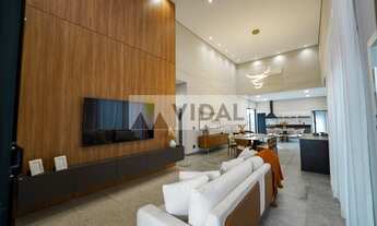 Imagem: CASA TÉRREA À VENDA COM 3 SUÍTES, ESCRITÓRIO