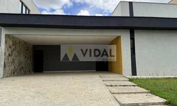 Imagem: CASA TÉRREA COM 3 DOMITÓRIOS À VENDA